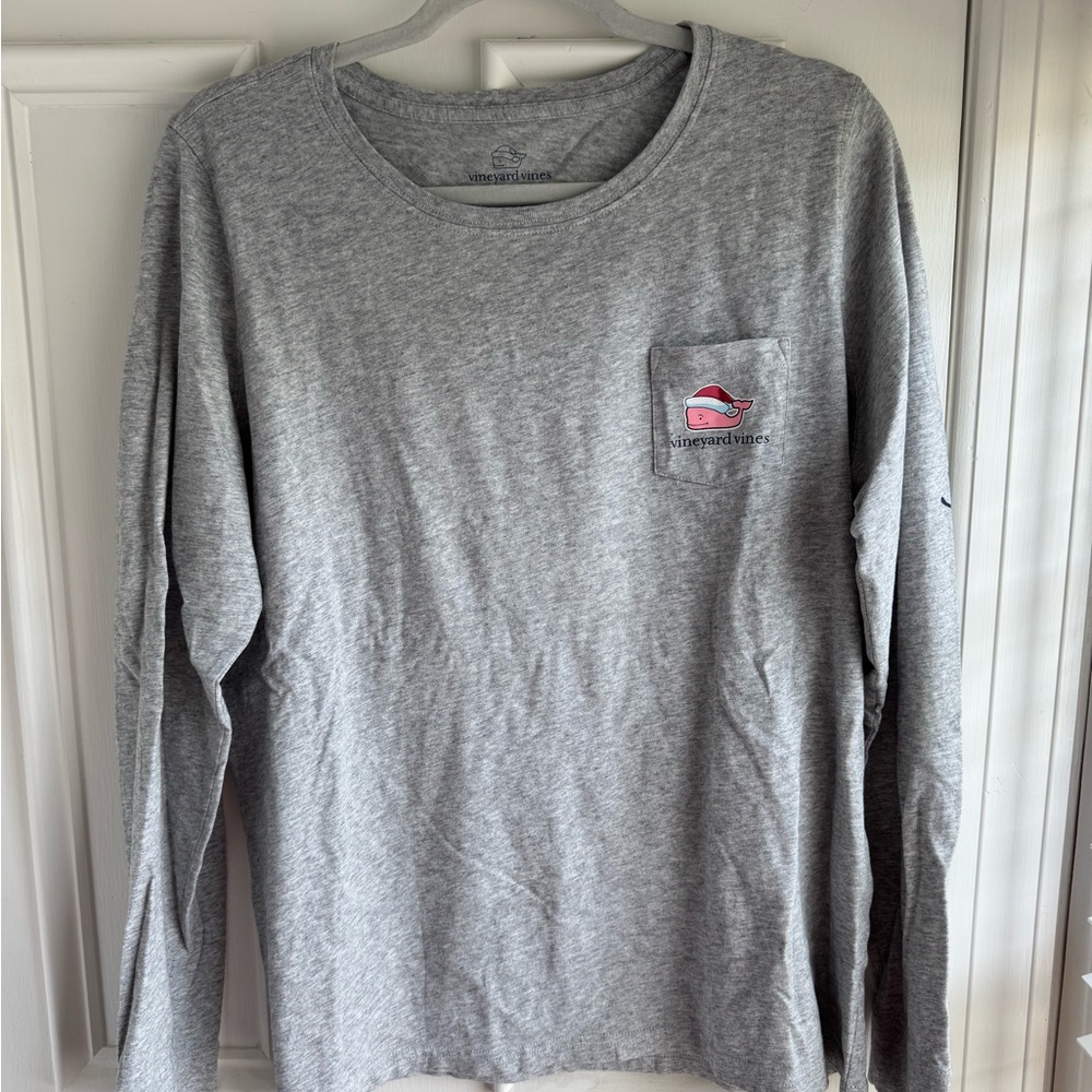 Vineyard Vines Christmas Whale Heather Gray Long Sleeve Tee